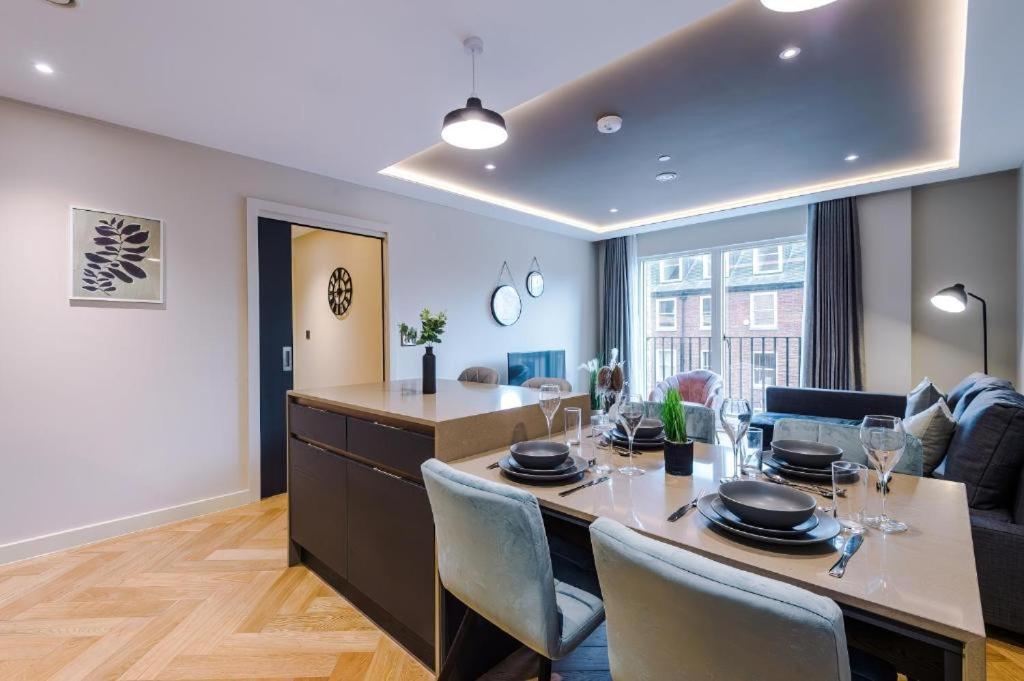 Exquisite Central York Abode Sleeps 6! Екстер'єр фото