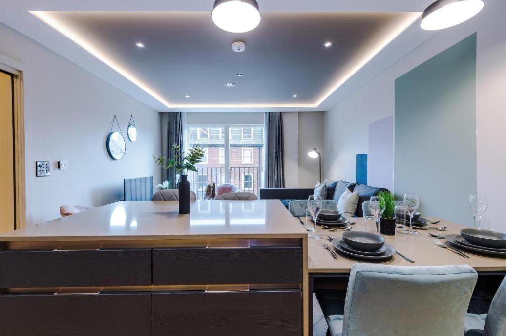 Exquisite Central York Abode Sleeps 6! Екстер'єр фото
